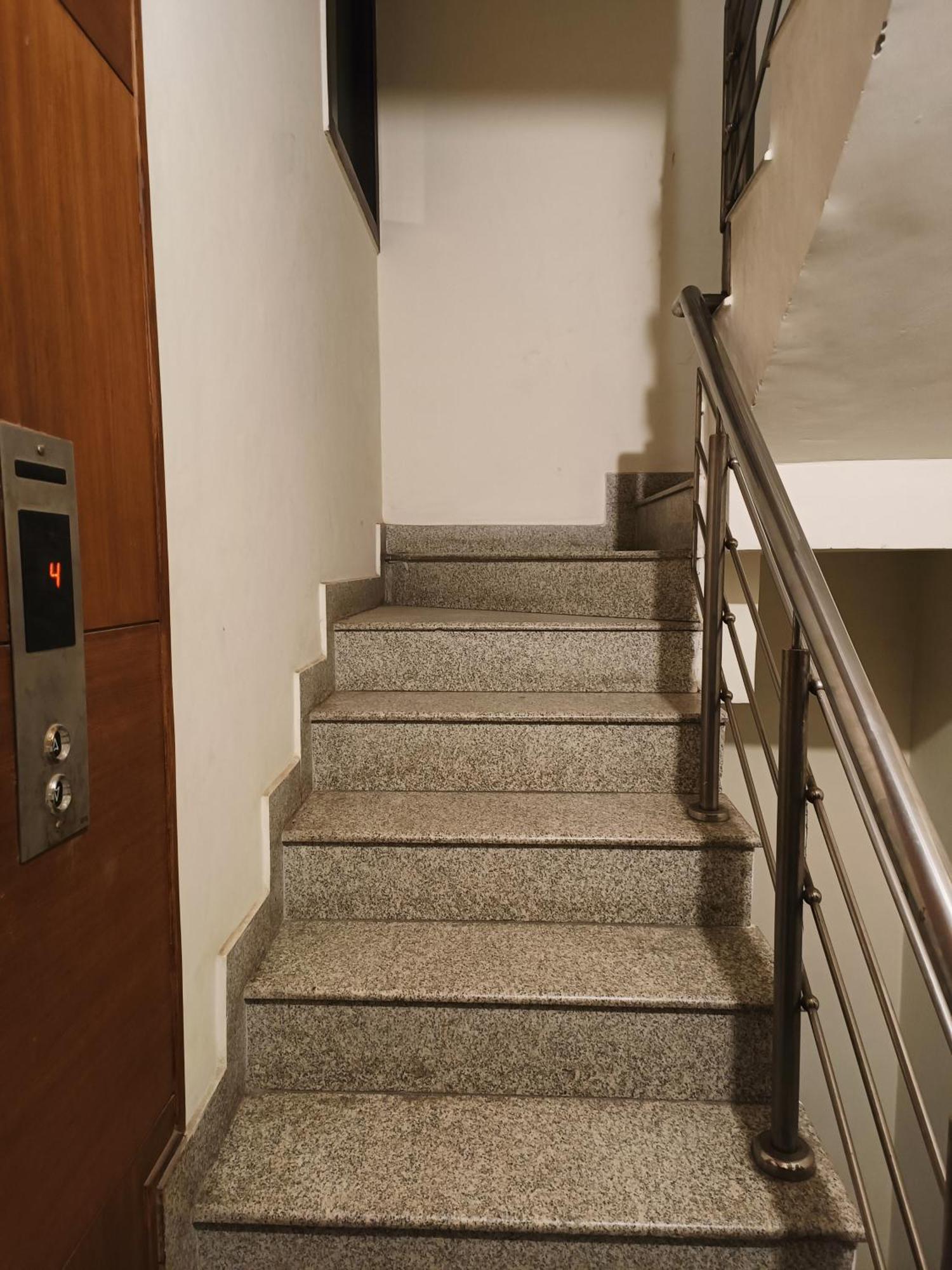 Greenleaf Apartment And Suites, Greater Kailash 1 新德里 外观 照片